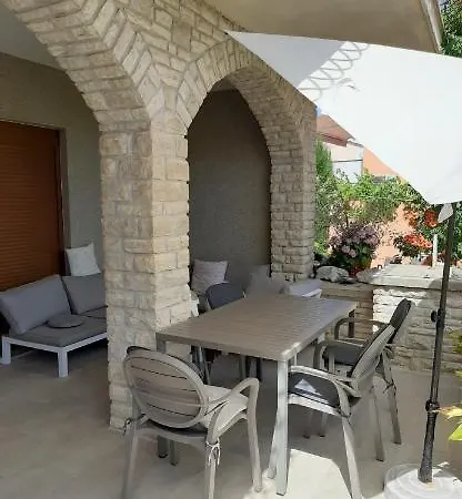 Strandhaus Roko Appartamento Preko