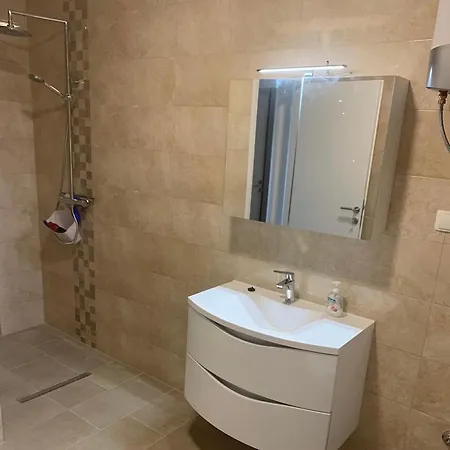 Strandhaus Roko Appartamento
