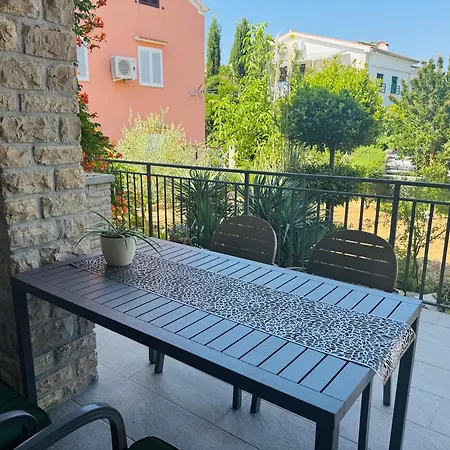 Strandhaus Roko Appartamento *