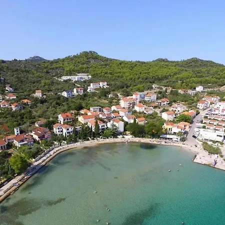 Apartmán Strandhaus Roko *